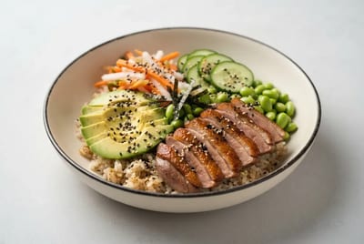 Bowl poke kachna